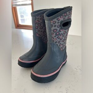 LoneCone Insulated Neoprene All Weather Boots for Girls. Size 6T